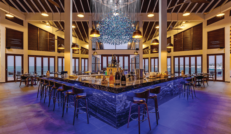 The Pier Six, Interior